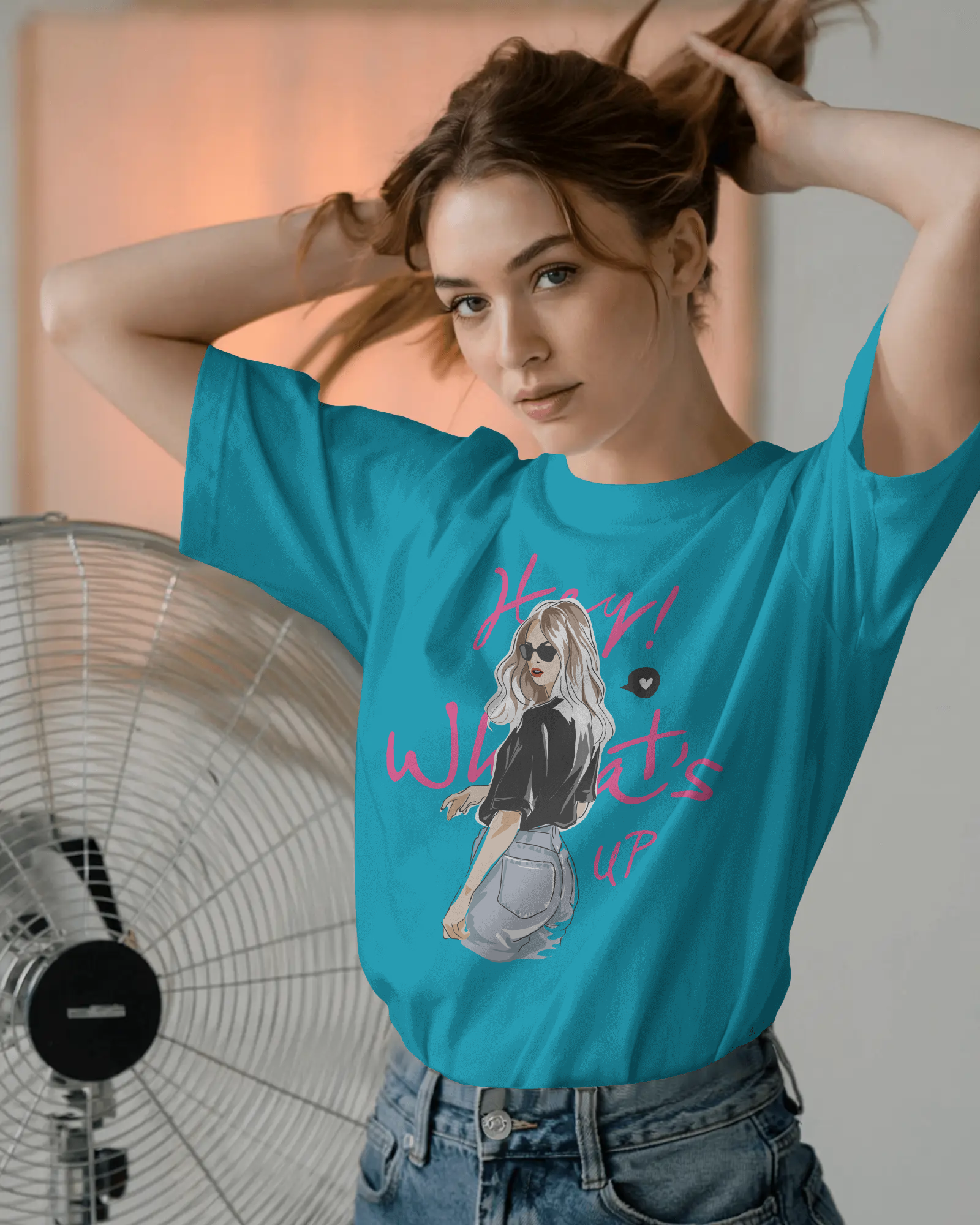 Hey What's Up Women's Graphic T-Shirt — Stylish Girl Illustration Casual Tee