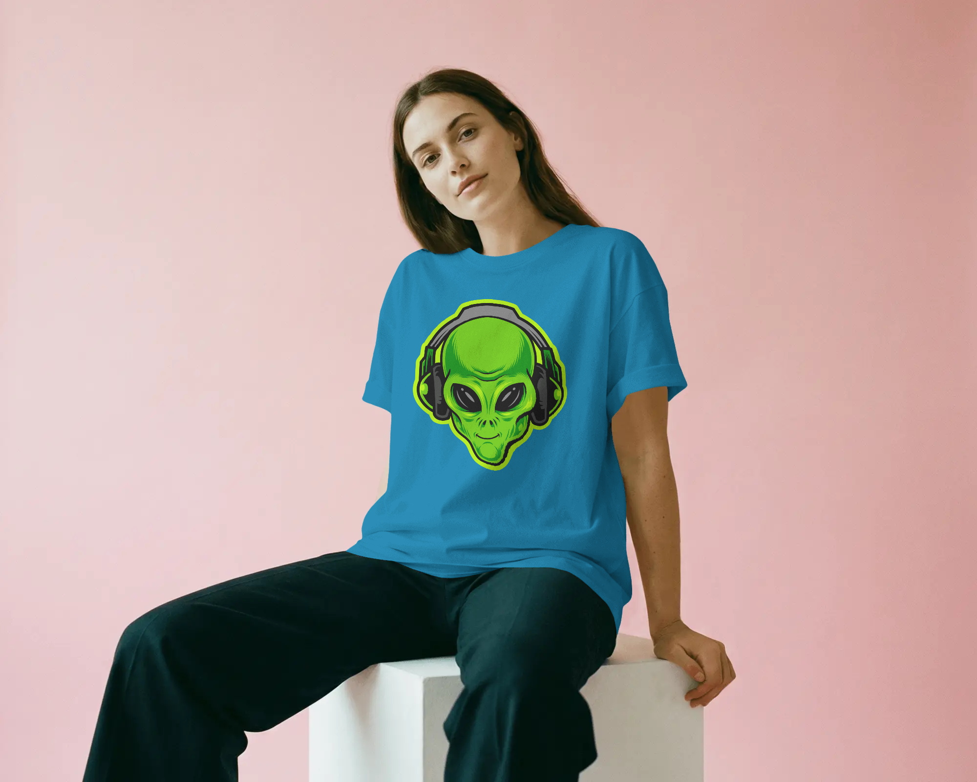 Neon DJ Alien Headphones Women's Graphic T-Shirt — Quirky Sci-Fi Music Tee