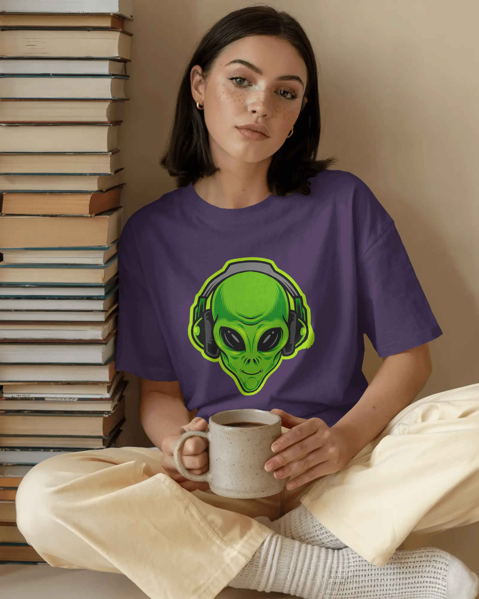 Neon DJ Alien Headphones Women's Graphic T-Shirt — Quirky Sci-Fi Music Tee