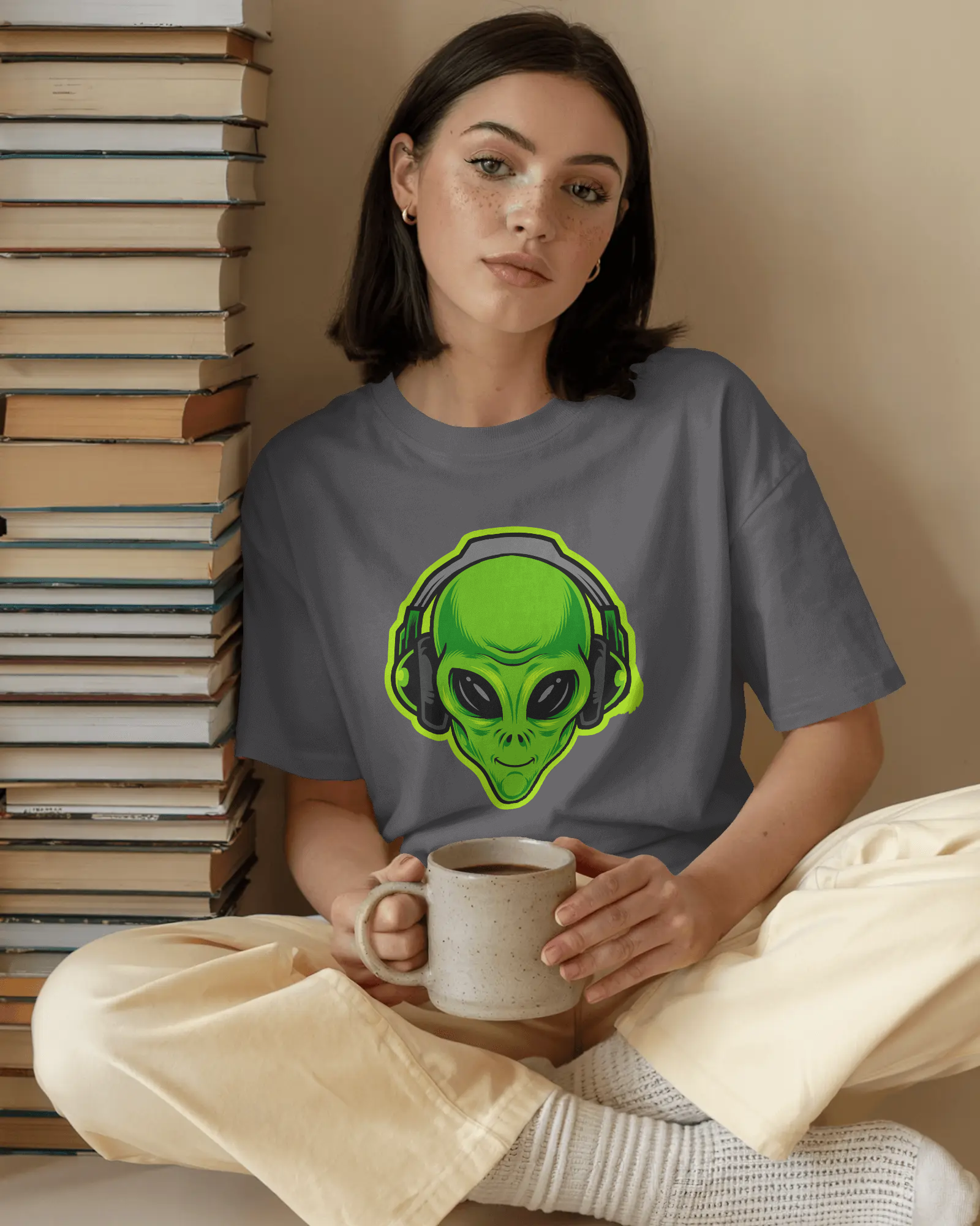 Neon DJ Alien Headphones Women's Graphic T-Shirt — Quirky Sci-Fi Music Tee