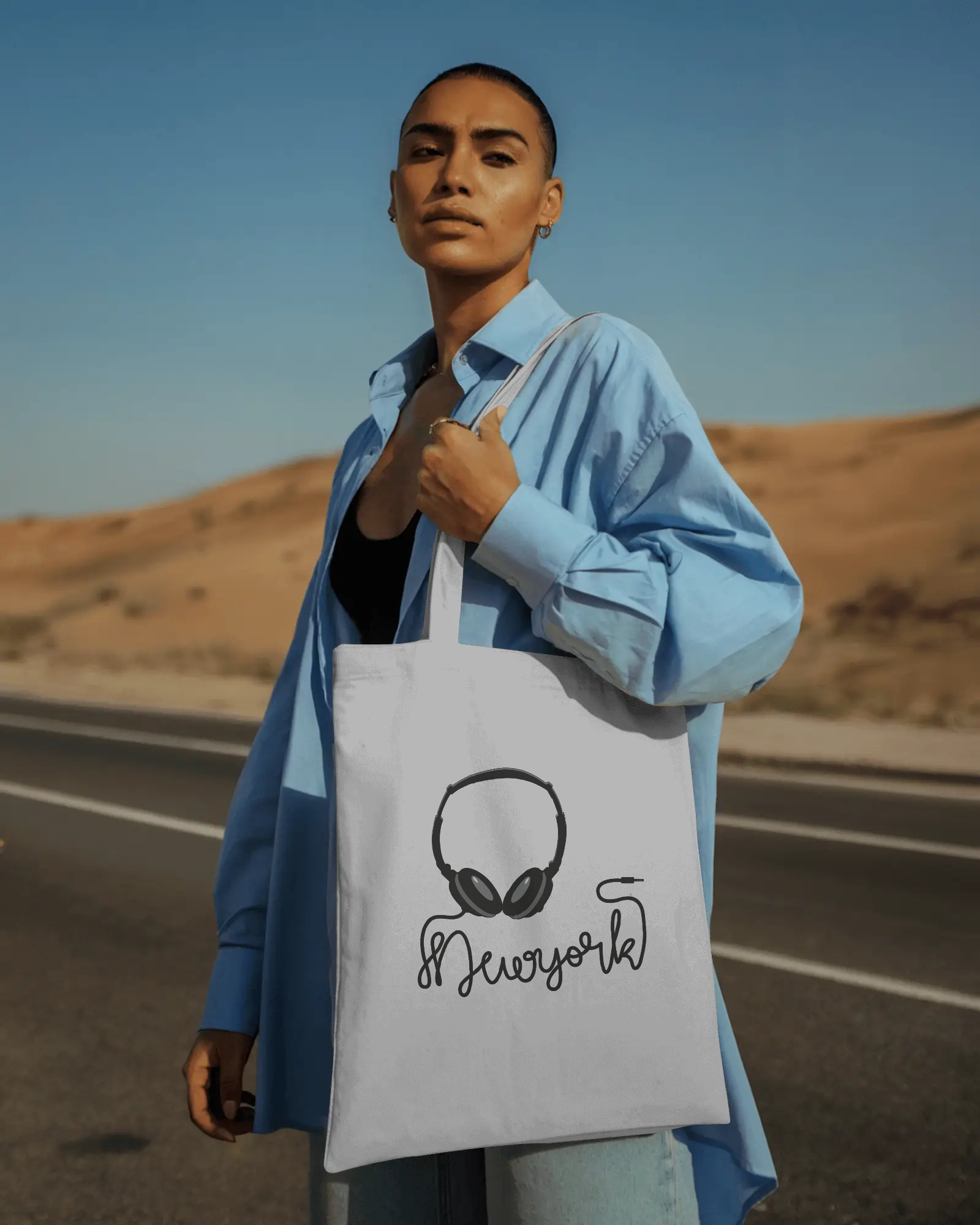 New York Headphones Canvas Tote Bag: Minimalist Music City Reusable Shopper